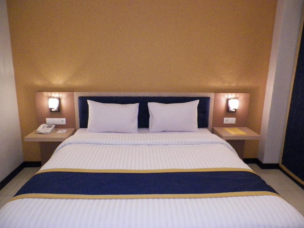 D'Best Hotel Pasar Baru Bandung Rum bild