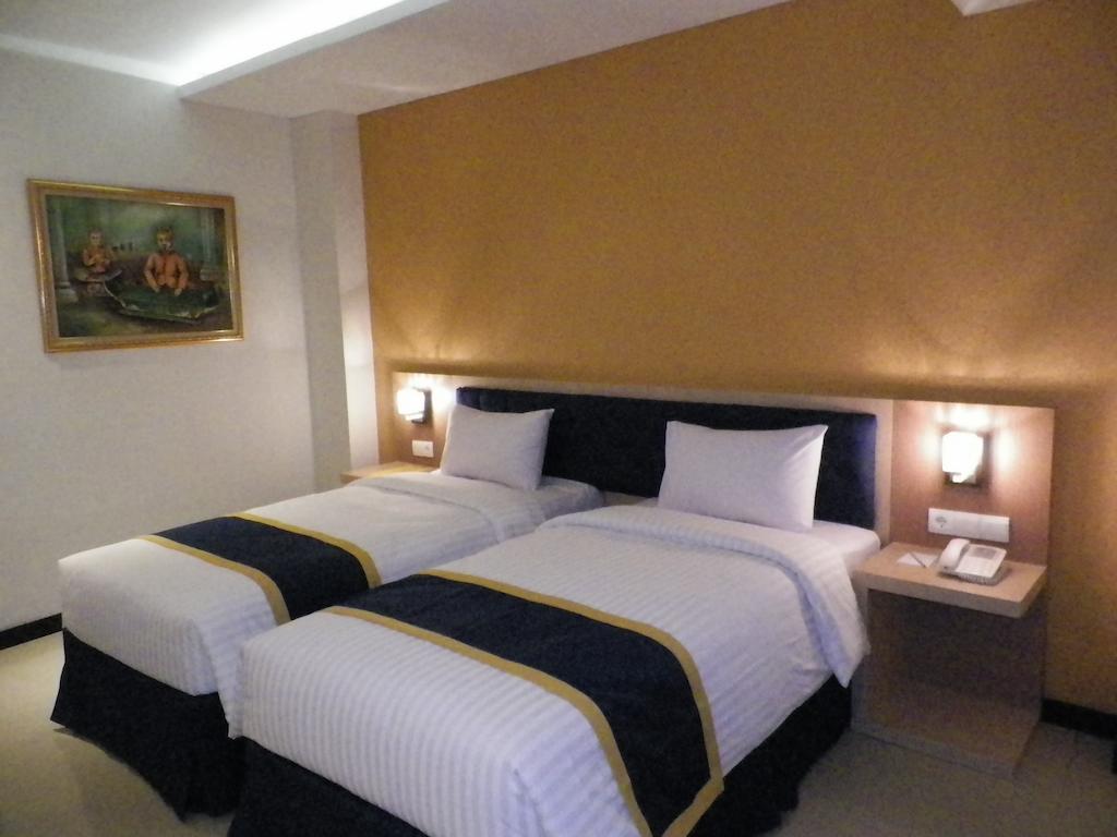 D'Best Hotel Pasar Baru Bandung Rum bild
