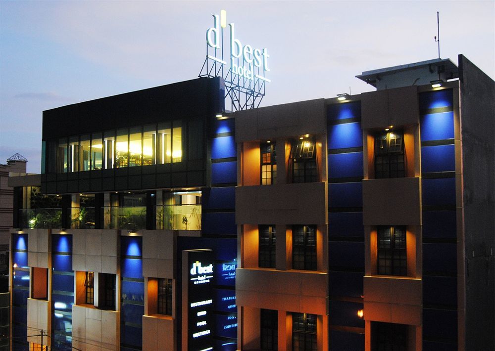 D'Best Hotel Pasar Baru Bandung Exteriör bild